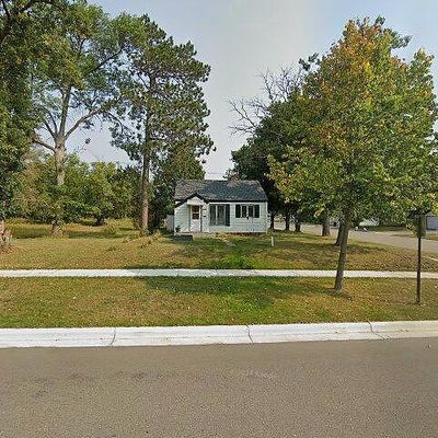 802 Mississippi Ave Nw, Bemidji, MN 56601