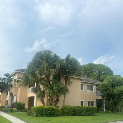 8030 Carnoustie Place, Port St Lucie, FL 34986