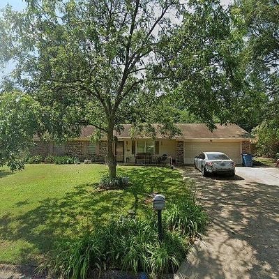 804 Robin Ln, White Oak, TX 75693