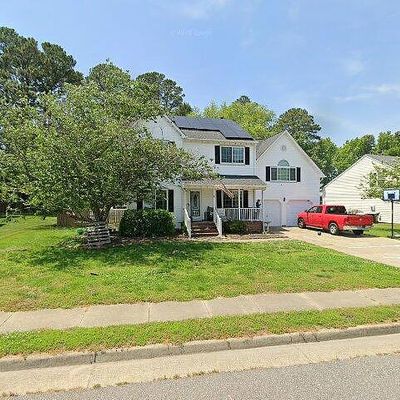 805 Essex Park Dr, Hampton, VA 23669