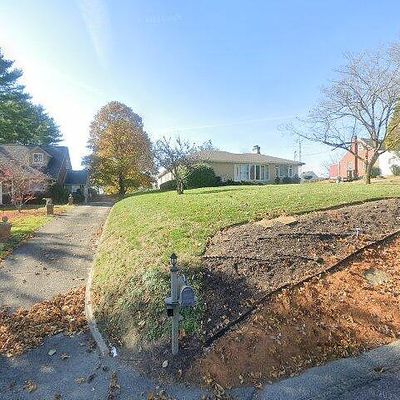 806 Boyce Rd, Bridgeville, PA 15017