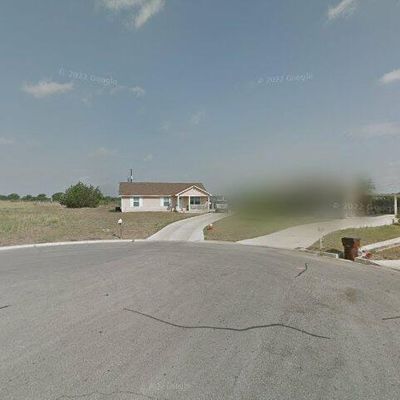 807 Hallie Cv, Lockhart, TX 78644