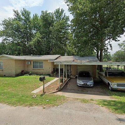 807 North St, Maysville, OK 73057