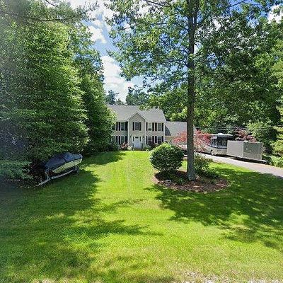 81 Heather Hill Ln, Goffstown, NH 03045