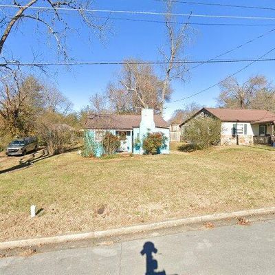 810 Polk Ave, Johnson City, TN 37604