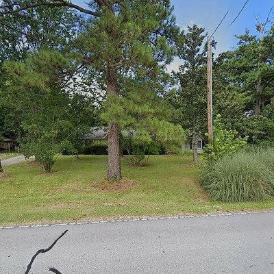 810 Williams Rd, New Bern, NC 28562