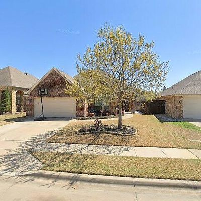 8104 Winter Falls Trl, Hurst, TX 76053