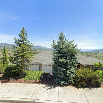 813 Amerman Dr, Phoenix, OR 97535