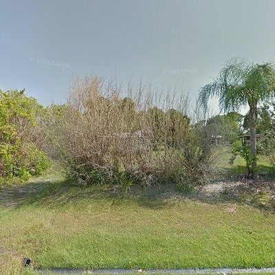 813 Landsdowne Dr, Sebastian, FL 32958