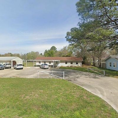 818 Marion Blvd, Forest, MS 39074