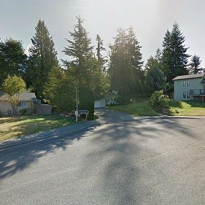 819 39 Th Pl, Bellingham, WA 98229