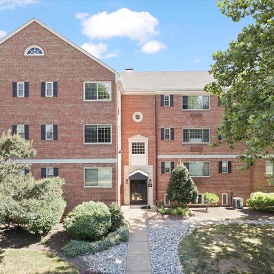 820a S Washington St #228, Alexandria, VA 22314