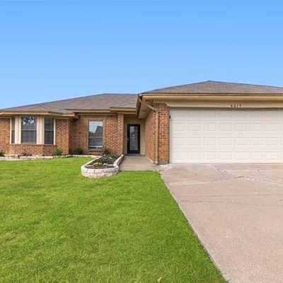 8217 Meadowbrook Drive, Watauga, TX 76148