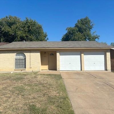 8216 Richard St, Fort Worth, TX 76108