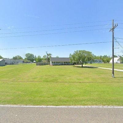 822 Saint Charles Bypass Rd, Thibodaux, LA 70301