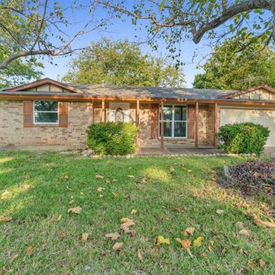 825 Gettysburg Pl, Bedford, TX 76022