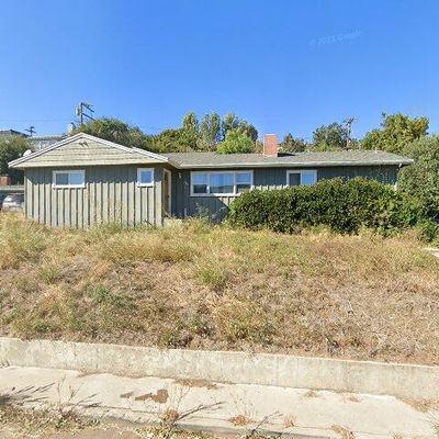 825 Teague Dr, Santa Paula, CA 93060