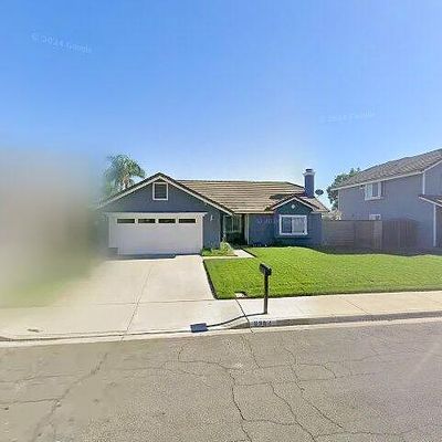 8300 Tamarind Ln, Jurupa Valley, CA 92509