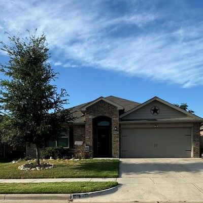 832 Rutherford Dr, Crowley, TX 76036