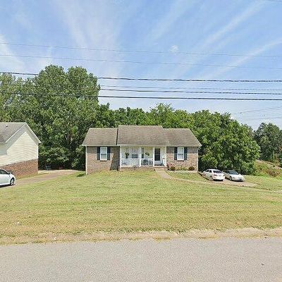 834 Buckhorn Dr, Clarksville, TN 37043