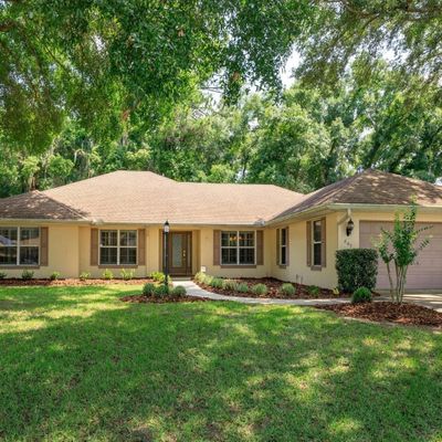 847 Berryhill Cir, Fruitland Park, FL 34731