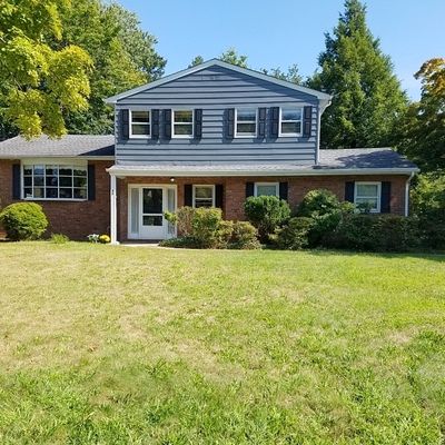 85 Jupitor St, Clark, NJ 07066