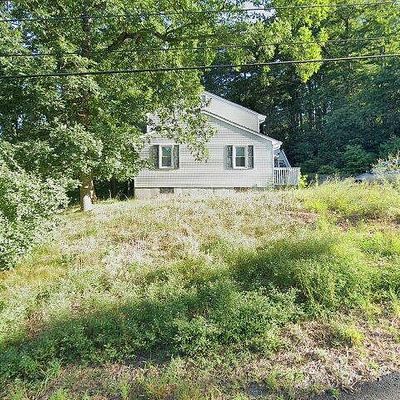 85 Vandale St, Putnam, CT 06260