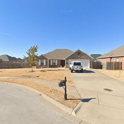 7369 Drury Ave, Springdale, AR 72762