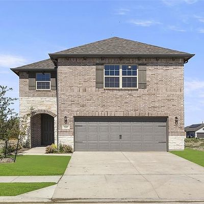 737 Hidden Feather Dr, Lavon, TX 75166