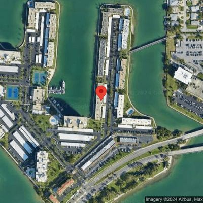 7420 Bay Island Dr S #381, South Pasadena, FL 33707