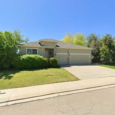 743 Picket Ln, Longmont, CO 80504