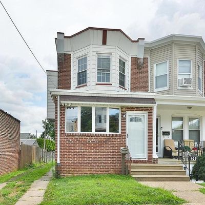 7431 Claridge St, Philadelphia, PA 19111