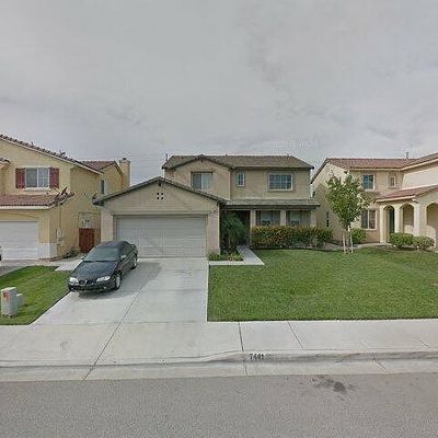 7441 Clementine Dr, Eastvale, CA 92880