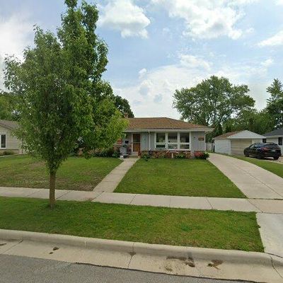 750 7 Th Ave, Grafton, WI 53024