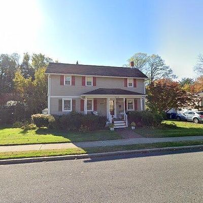 750 Park Ave, Belford, NJ 07718