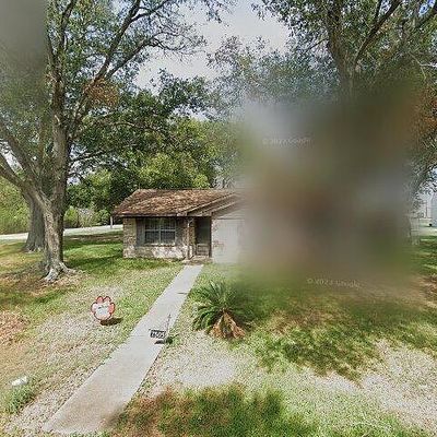 7505 Anita Ln, Wallis, TX 77485