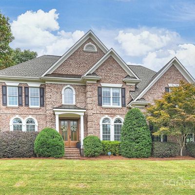 7529 Seton House Ln, Charlotte, NC 28277