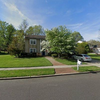 76 Partridge Ln, Cherry Hill, NJ 08003