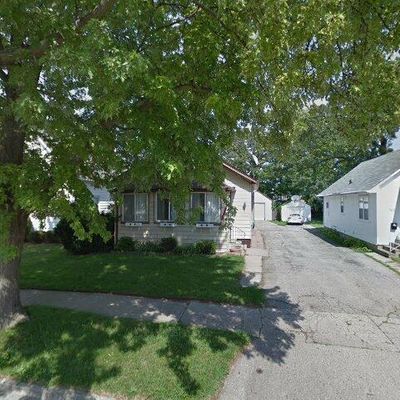 7607 40 Th Ave, Kenosha, WI 53142