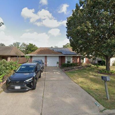 7710 Woodsman Trl, Houston, TX 77040