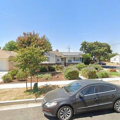 7753 Ostrom Ave, Van Nuys, CA 91406