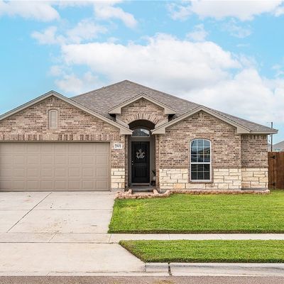 7801 Pruet Dr, Corpus Christi, TX 78414