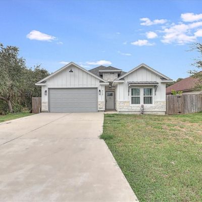 912 S 10 Th St, Aransas Pass, TX 78336