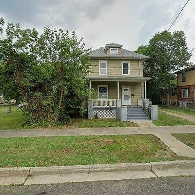 916 E Cherry St, Vineland, NJ 08360