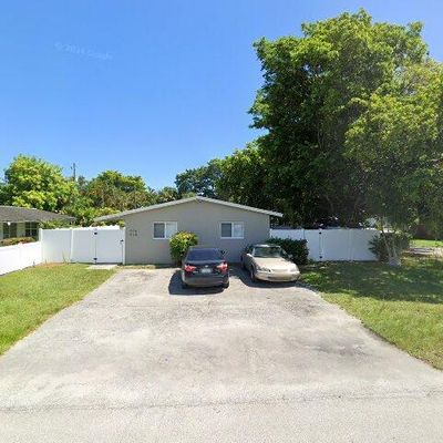 916 Nw 26 Th St #1 2, Wilton Manors, FL 33311