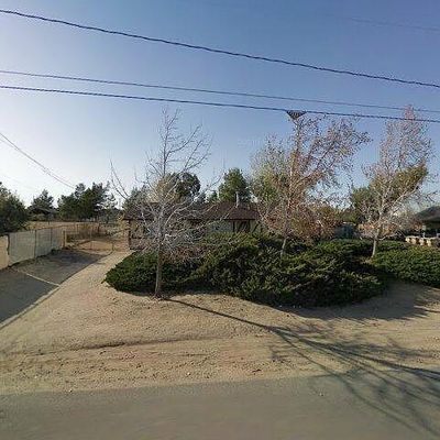 9166 Glendale Ave, Hesperia, CA 92345