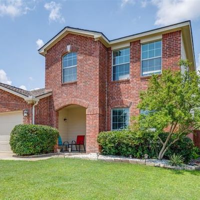 9225 Centennial Dr, Fort Worth, TX 76244