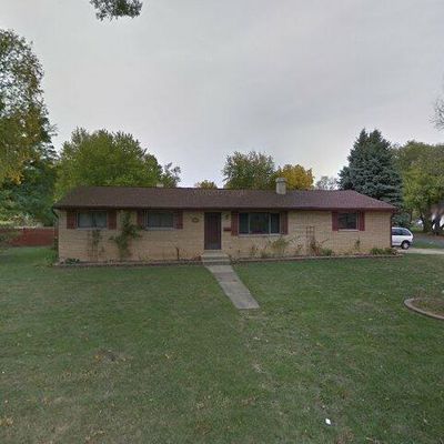 100 S Water St, South Elgin, IL 60177