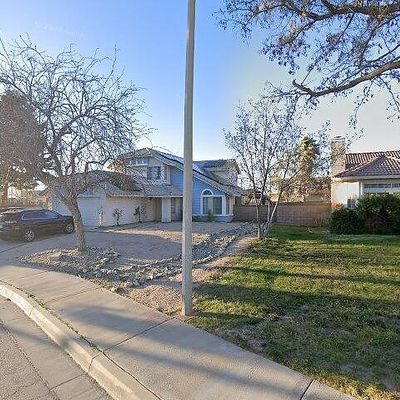 1003 Lillian Ct, Lancaster, CA 93535