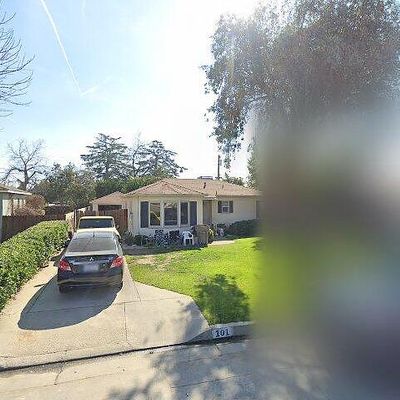 101 La Mesa Dr, Bakersfield, CA 93305